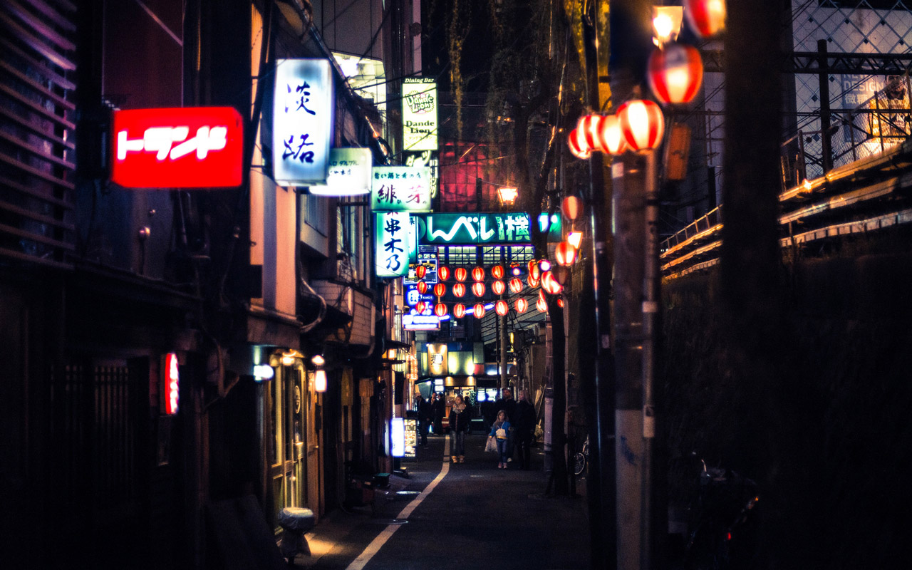 dark alleyway in shibuya tokyo