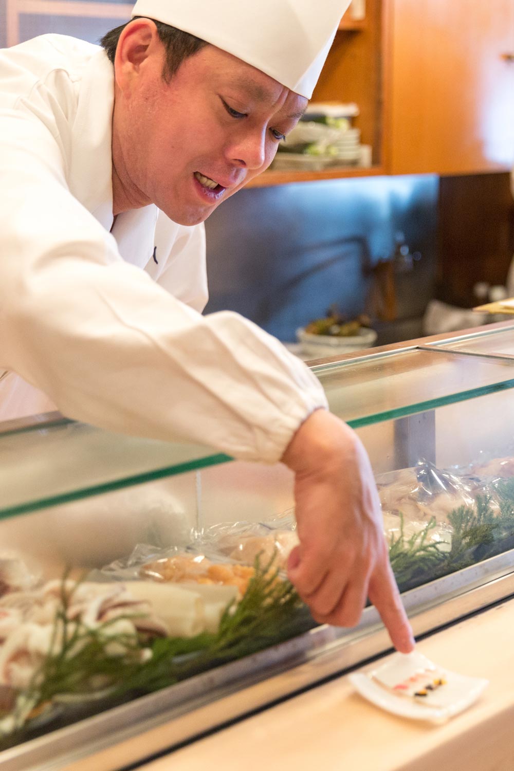 chef who makes tiny sushi